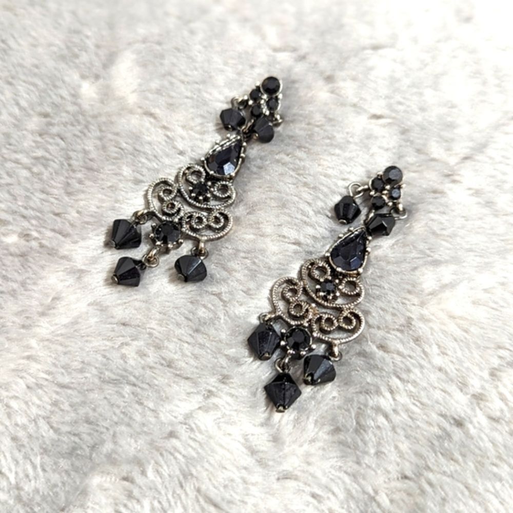 Vintage Black Bead and Antiqued Silvertone Chandelier Pierced Earrings - Picture 2 of 10